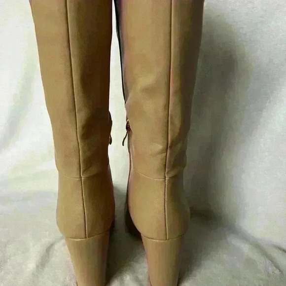 Torgeis New York Milan Taupe Wedge Boot NWOT - 8.5 - Picture 5 of 10